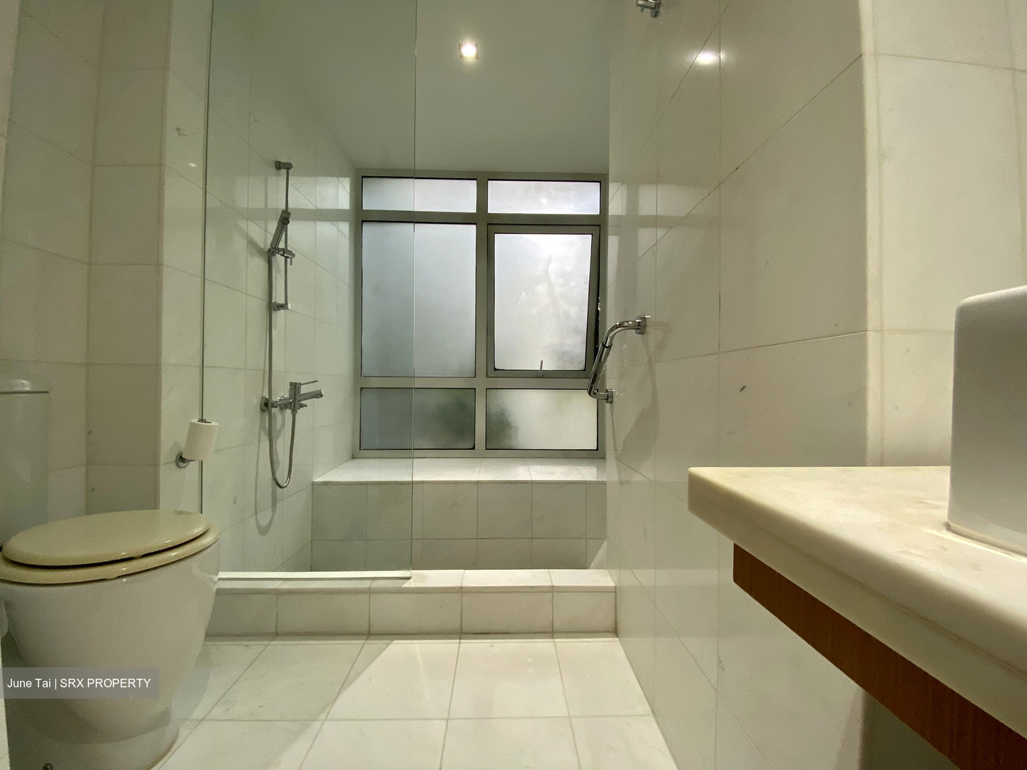 Icon (D2), Apartment #556730791